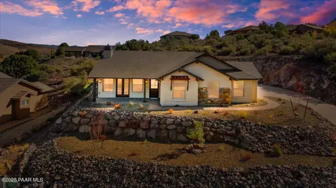 1047 Trouble Shooter Ln, Prescott, AZ 86301
