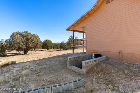 Exterior - 268 What Rd, Ash Fork, AZ 86320 photo 4 of 5