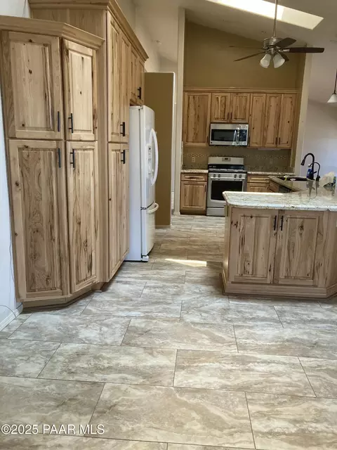 11655 E Yavapai Dr, Dewey, AZ 86327 photo 10