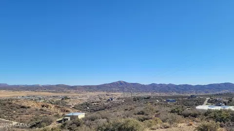 11655 E Yavapai Dr, Dewey, AZ 86327 photo 4