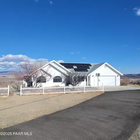 11655 E Yavapai Dr, Dewey, AZ 86327