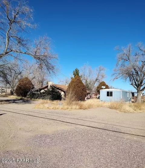 864 E Perkinsville Rd, Chino Valley, AZ 86323