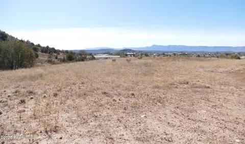 6155 N Jo Ann Dr, Rimrock, AZ 86335