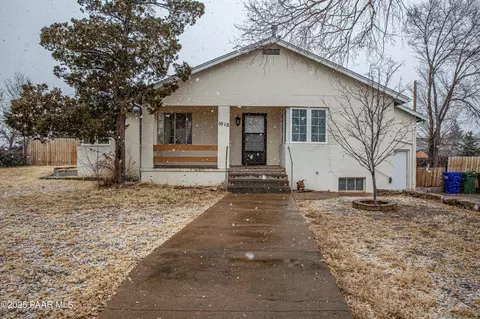 1018 Scott Dr, Prescott, AZ 86301