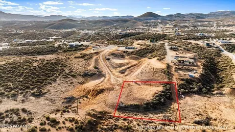 30 S Roosters Run Parcel S, Dewey-humboldt, AZ 86327