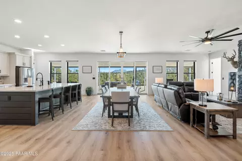 13222 N Sleeping Dog Rd, Prescott, AZ 86305