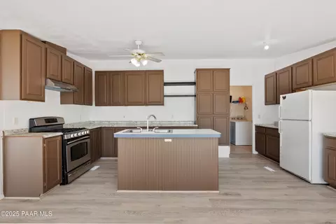 17841 E Willow Creek Rd, Kingman, AZ 86401 photo 22