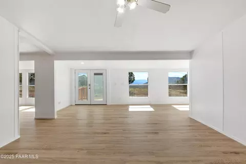 17841 E Willow Creek Rd, Kingman, AZ 86401 photo 6