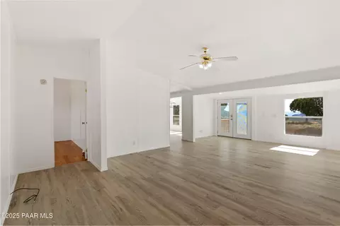 17841 E Willow Creek Rd, Kingman, AZ 86401 photo 13