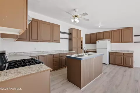 17841 E Willow Creek Rd, Kingman, AZ 86401 photo 21