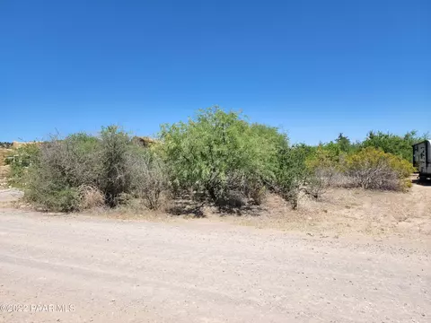 5705 N Vicki Ln, Rimrock, AZ 86335
