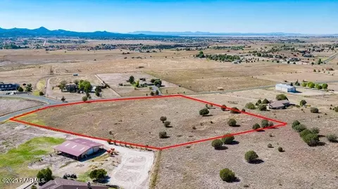 20825 N Hackamore Ln, Paulden, AZ 86334 photo 9