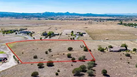 20825 N Hackamore Ln, Paulden, AZ 86334 photo 10