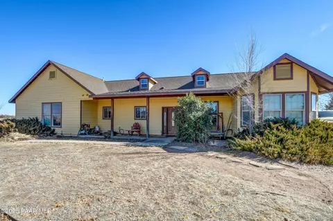 2205 N Resting Pl, Chino Valley, AZ 86323