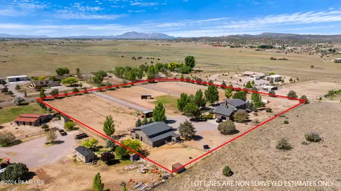 890 E Latigo Ct, Paulden, AZ 86334