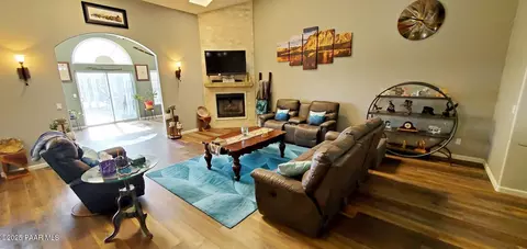 10735 E High Point Dr, Dewey, AZ 86327 photo 8