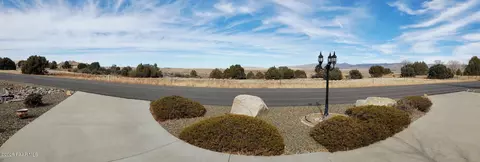 10735 E High Point Dr, Dewey, AZ 86327 photo 3