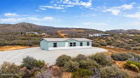 17400 E Roper Way, Dewey, AZ 86327 photo 2