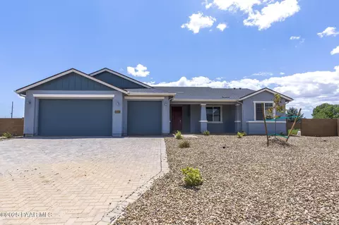 8584 N Isabella Ct, Prescott Valley, AZ 86315