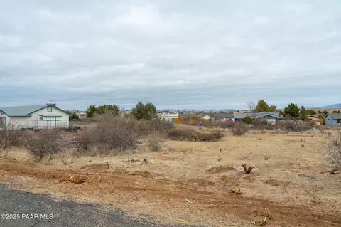 20174 E Conestoga Dr, Mayer, AZ 86333 photo 9