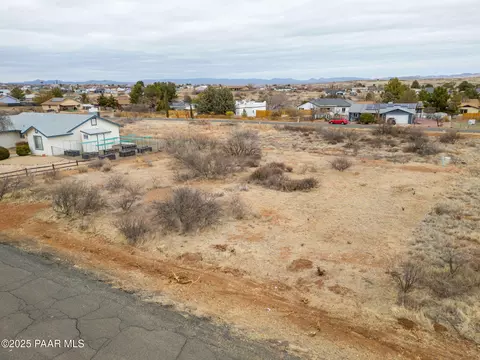 20174 E Conestoga Dr, Mayer, AZ 86333 photo 4