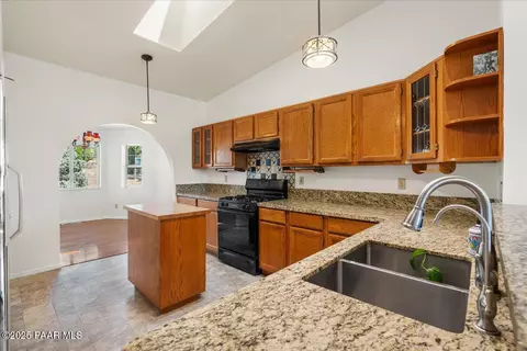 11820 E Stirrup High Dr E, Dewey, AZ 86327 photo 6