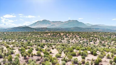7301 W A W Rambling Rd, Prescott, AZ 86305