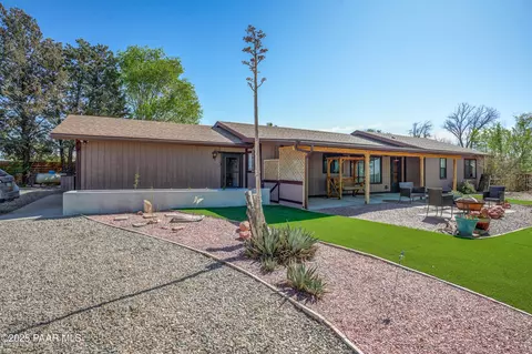 24585 N Catalina St, Paulden, AZ 86334