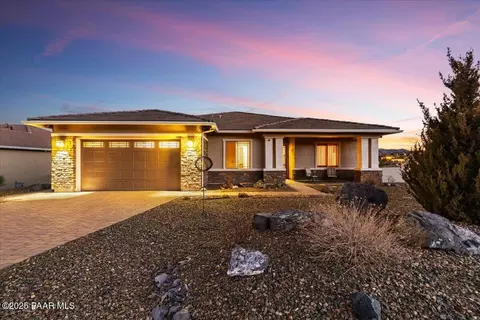 1201 S Lakeview Dr, Prescott, AZ 86301