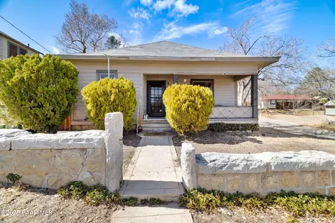 204 S Summit Ave, Prescott, AZ 86303