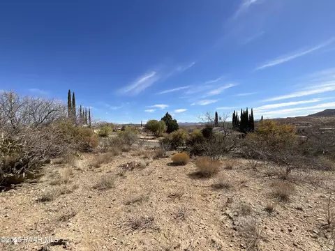 20701 E Deer Valley Ln, Cordes Lakes, AZ 86333