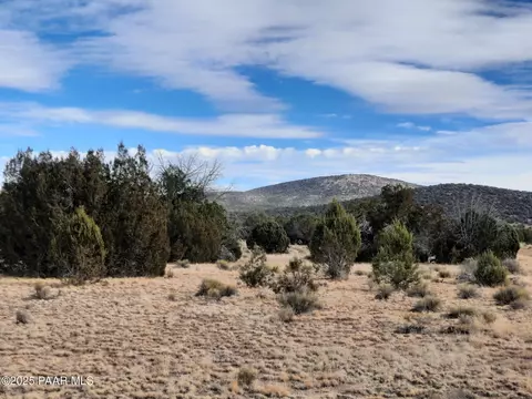 072 Gentle Breeze # G, Seligman, AZ 86337