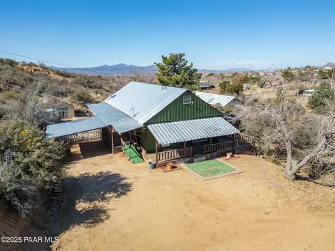 7110 Toots Turnout, Wilhoit, AZ 86332