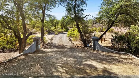 2625 W Live Oak Dr, Prescott, AZ 86305