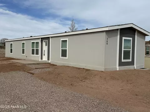 360 W Big Chino Rd, Paulden, AZ 86334