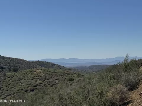 000 E Nn E White Dr, Dewey-humboldt, AZ 86327