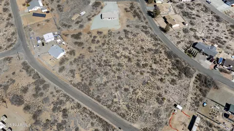 20125 E Hereford Dr, Mayer, AZ 86333 photo 3