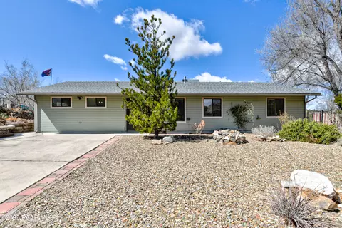 2058 Douglas Ln, Prescott, AZ 86301