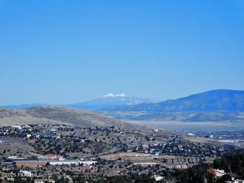 637 W Lee Blvd, Prescott, AZ 86303