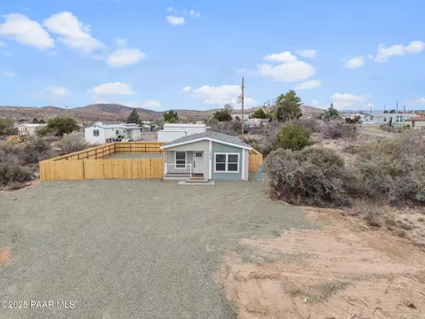 16218 S Cordes Lakes Dr, Mayer, AZ 86333