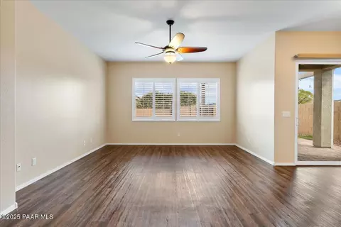 Living - 12660 E Ortiz St, Dewey, AZ 86327 photo 2 of 3