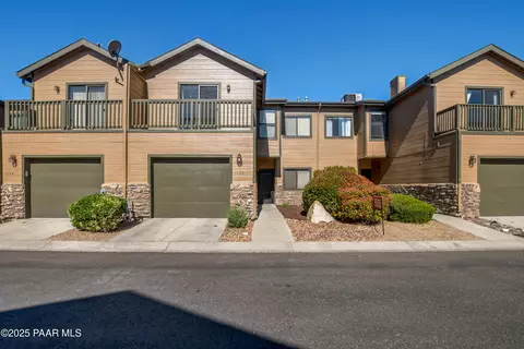 1136 Hughes St, Prescott, AZ 86305