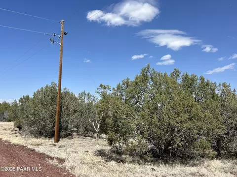 1709 N Frances Ln, Ash Fork, AZ 86320 photo 11