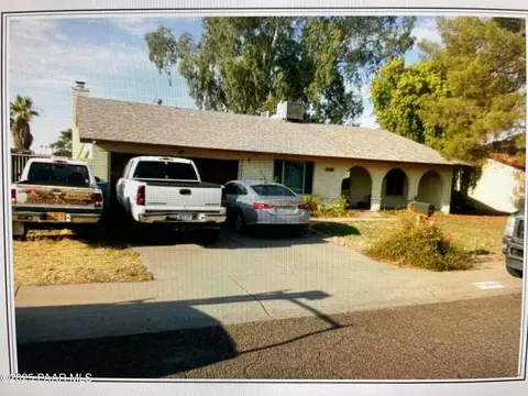 3015 W Angela Dr, Phoenix, AZ 85053