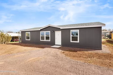 20187 E Mingus Dr, Mayer, AZ 86333 photo 2