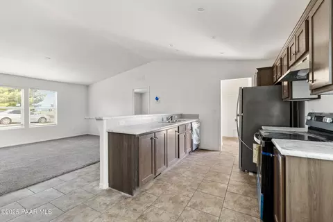 20187 E Mingus Dr, Mayer, AZ 86333 photo 8