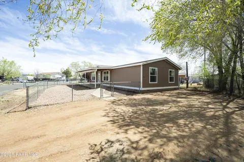 4400 N Mobile Cir #E, Prescott Valley, AZ 86314