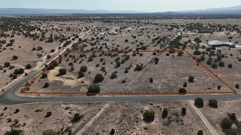 25440 N Upper Verde Trl, Paulden, AZ 86334