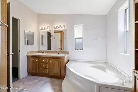 17154 E Panorama Dr, Mayer, AZ 86333 photo 11