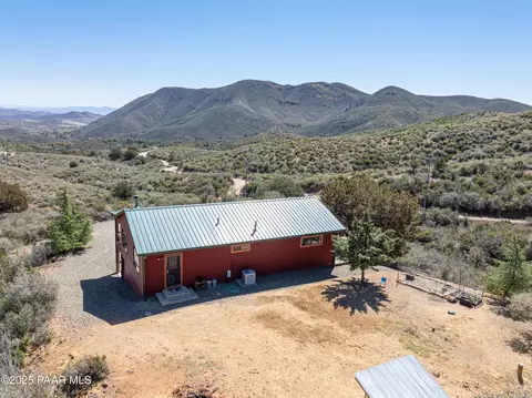 8500 E Poland Rd, Mayer, AZ 86333